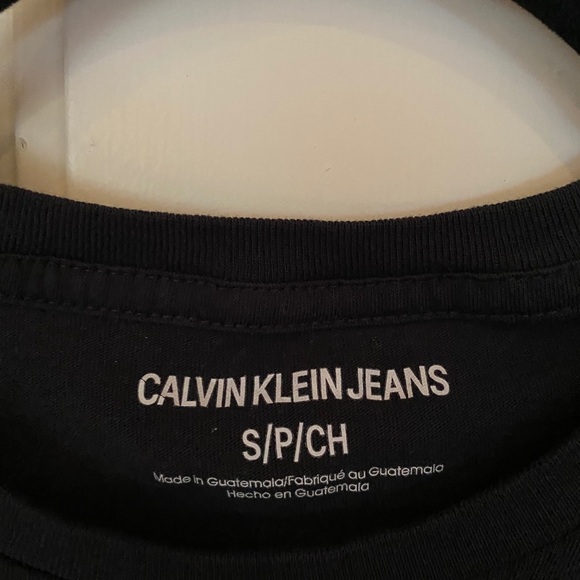 Calvin Klein Jeans Navy T-Shirt - Picture 2 of 4